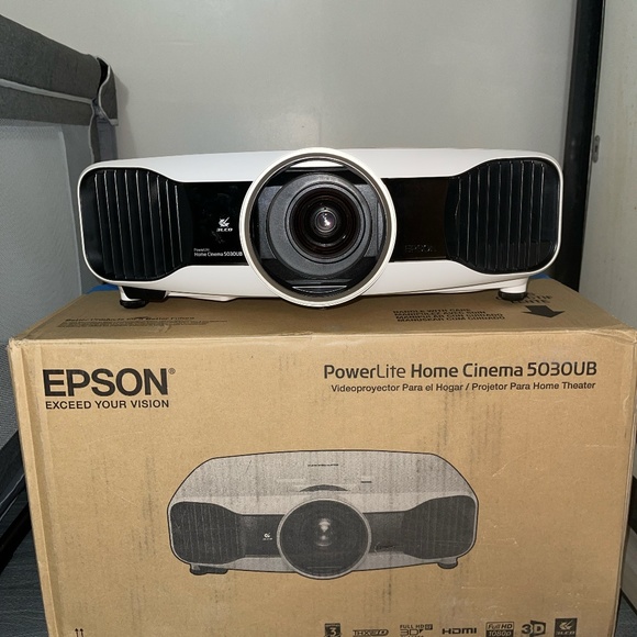 COPY - Used Epson PowerLite 5030UBe 3D LCD Projector, 16:9, White & Black.
